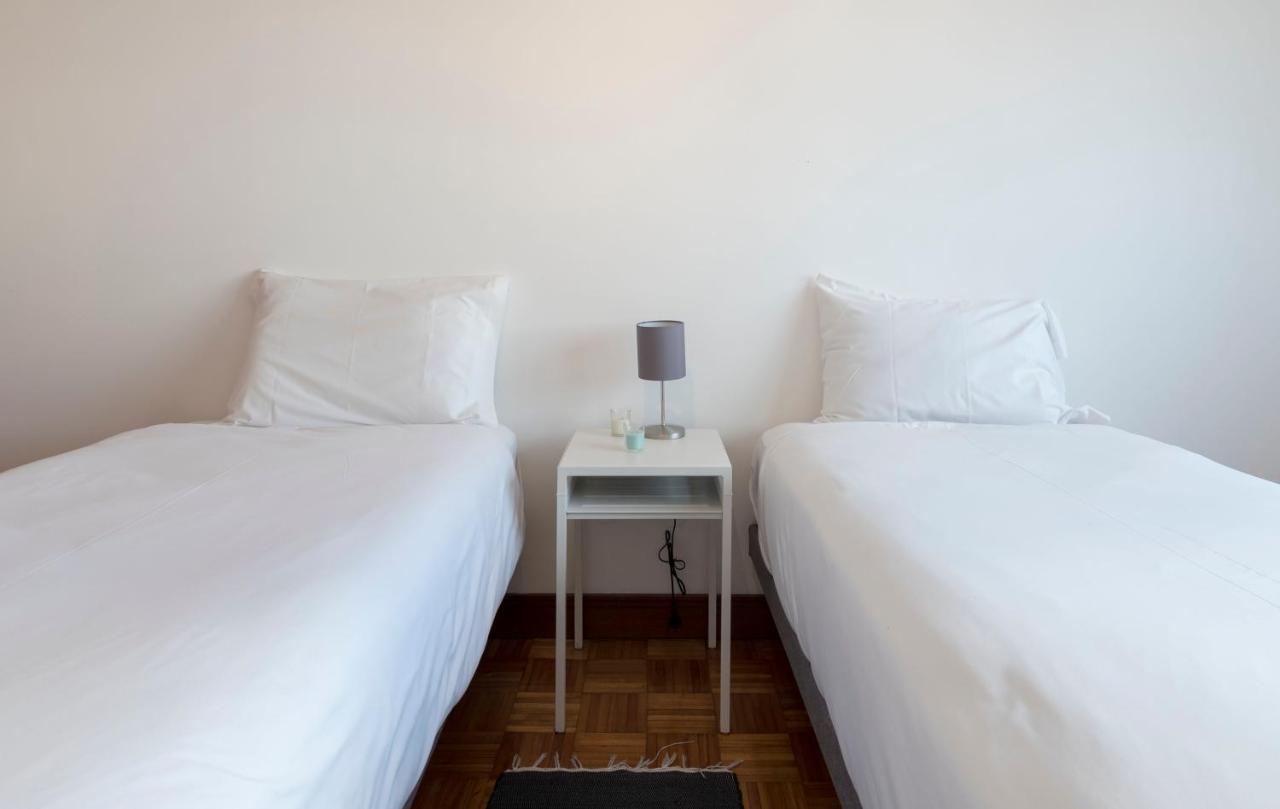 Lovelystay - Charming 3Br Flat W/ Free Parking In Devesas Βίλα Νόβα ντε Γκάια Εξωτερικό φωτογραφία