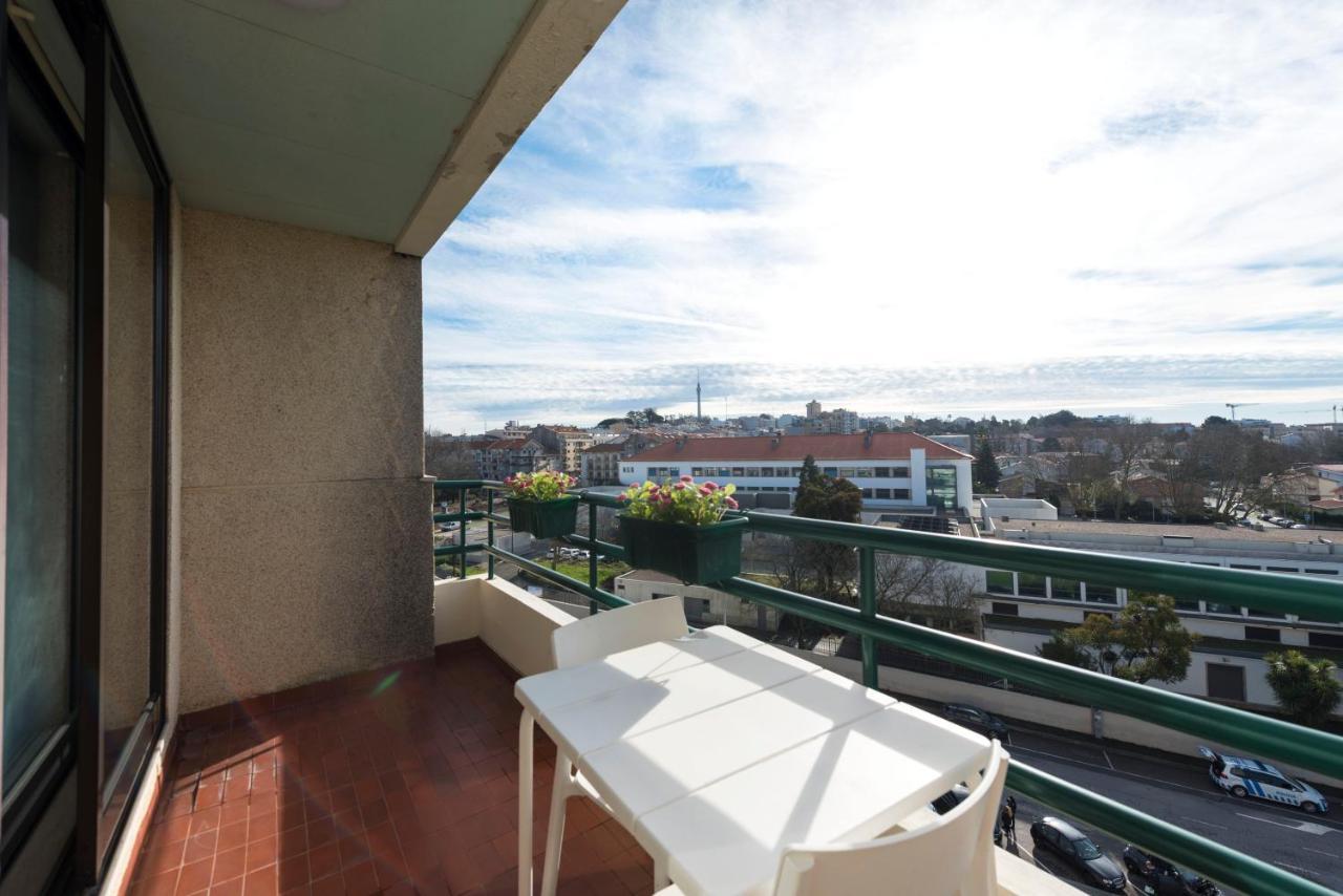 Lovelystay - Charming 3Br Flat W/ Free Parking In Devesas Βίλα Νόβα ντε Γκάια Εξωτερικό φωτογραφία